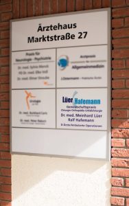 Arztpraxis Barsinghausen Schild